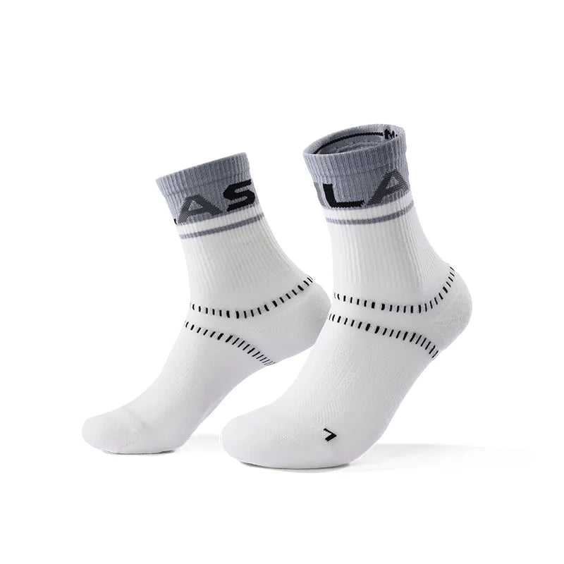Cloud White/Dark Frost Gray