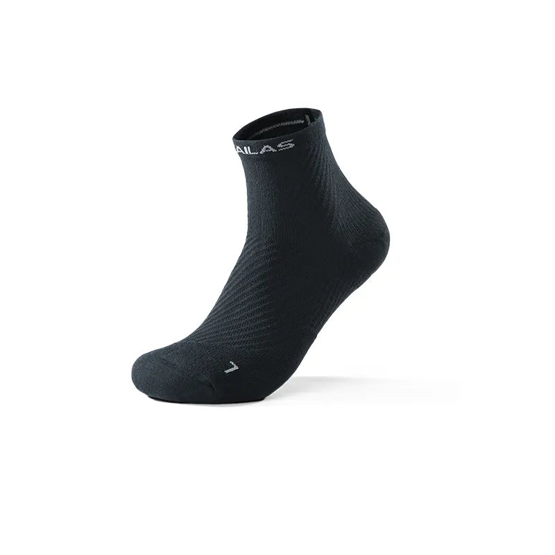Light Frost Gray/Deep Black