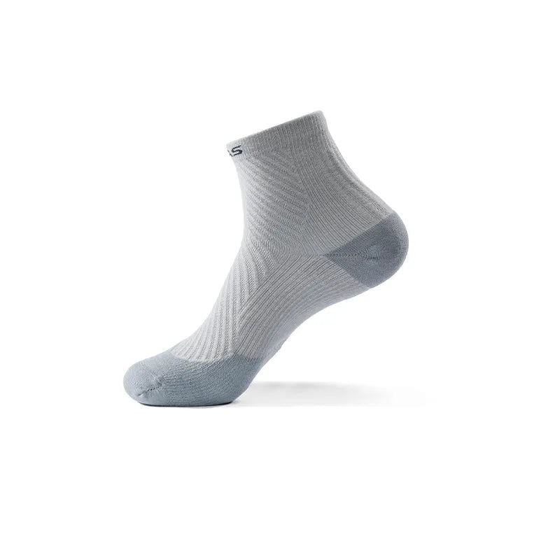 Light Frost Gray/Deep Black